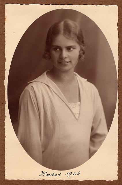 C-1924-Album 01-288-036 b