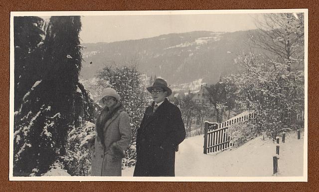 C-1924-Album 01-288-041 b
