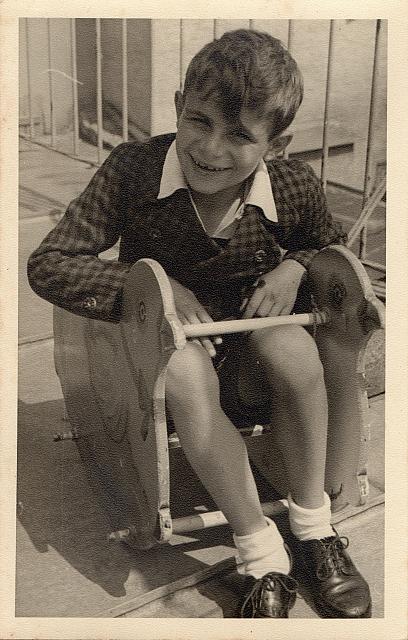 C-1924-Album 01-288-046 a