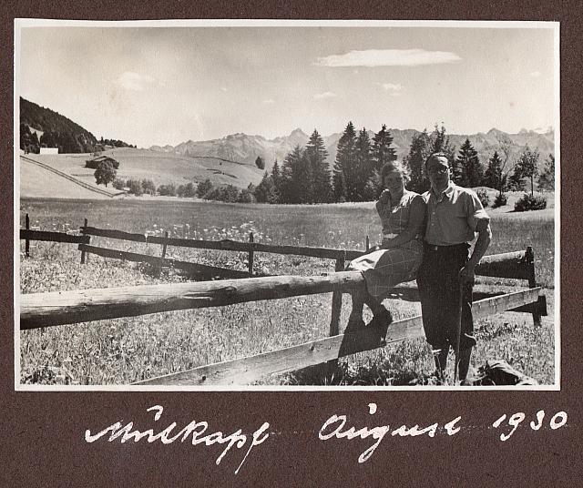 C-1927-30-Album 02-284-011 a