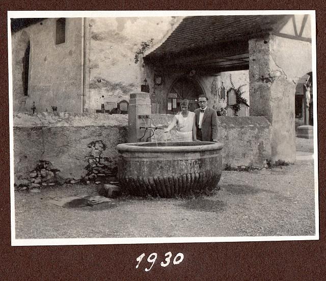 C-1927-30-Album 02-284-013 a