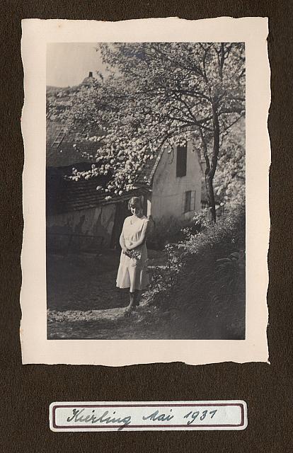 C-1931-00-Album 03-286-020 a