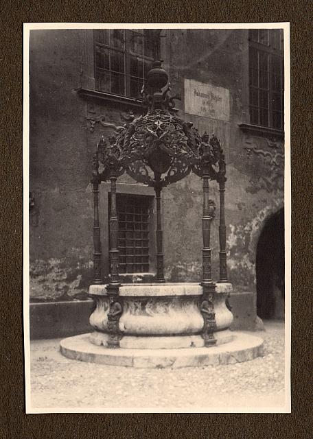 C-1931-00-Album 03-286-037 c