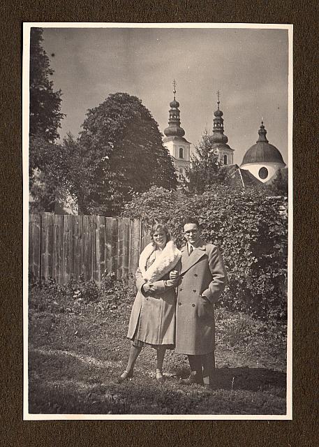 C-1931-00-Album 03-286-041 b