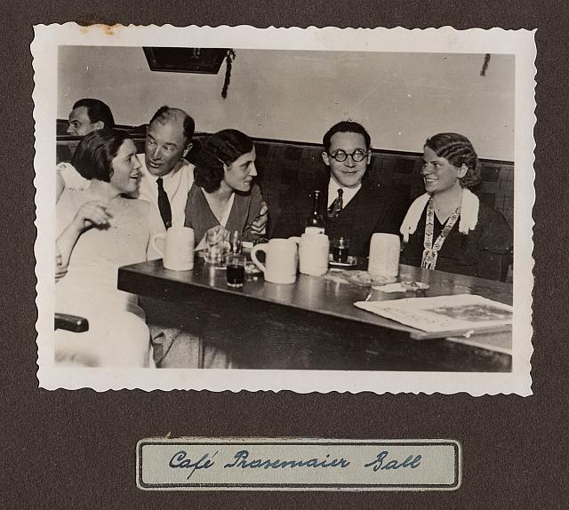 C-1932-33-Album 04-285-021