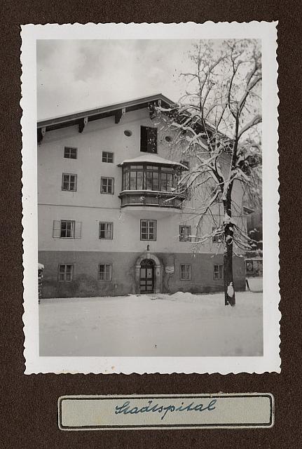 C-1932-33-Album 04-285-025