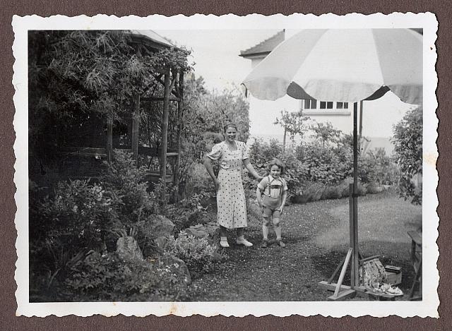 C-1936-00-Album 06-287-002 c