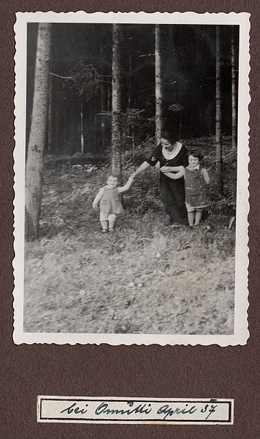 C-1936-00-Album 06-287-003 c