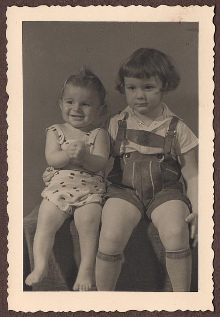 C-1936-00-Album 06-287-006 c