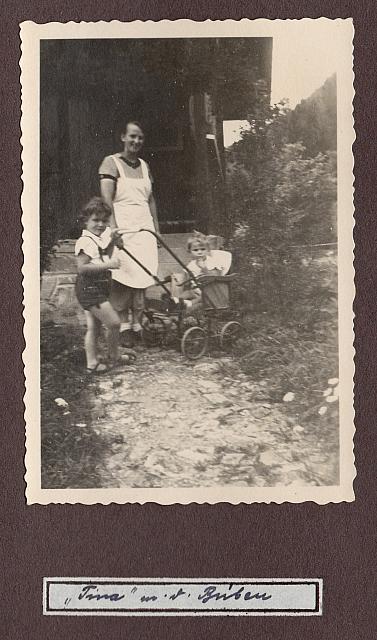 C-1936-00-Album 06-287-013 a
