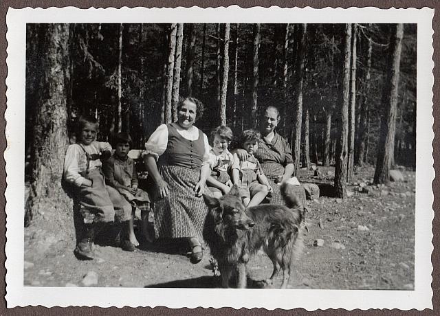 C-1936-00-Album 06-287-021 c