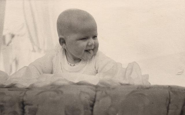 Album 10 001 C-1957-292 a