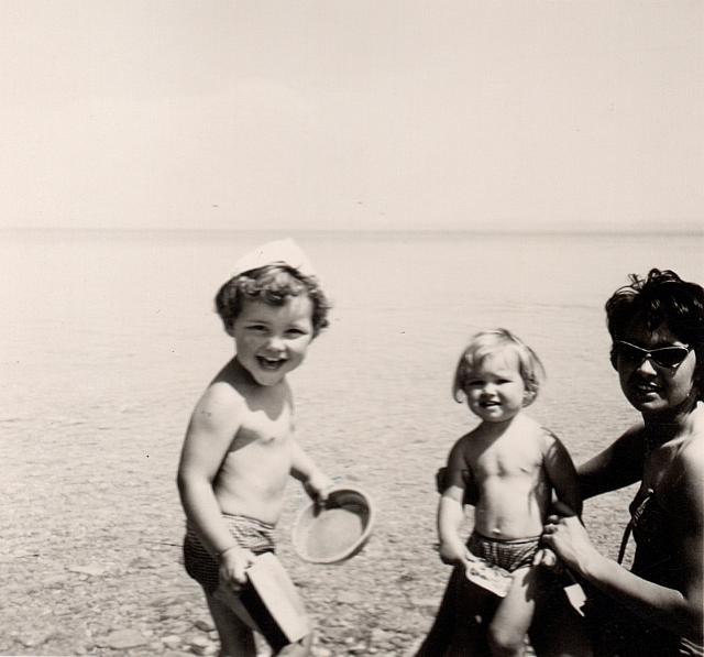 Album 10 006 C-1957-292 a