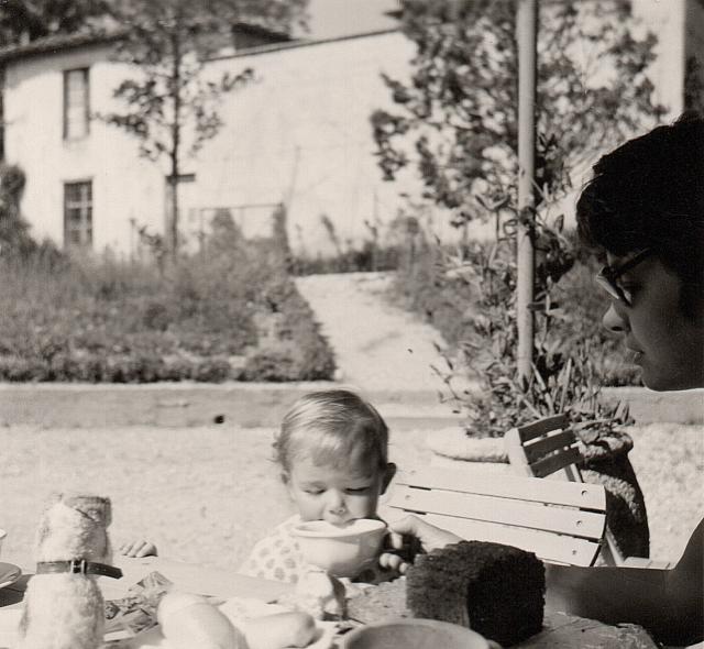 Album 10 007 C-1957-292 a