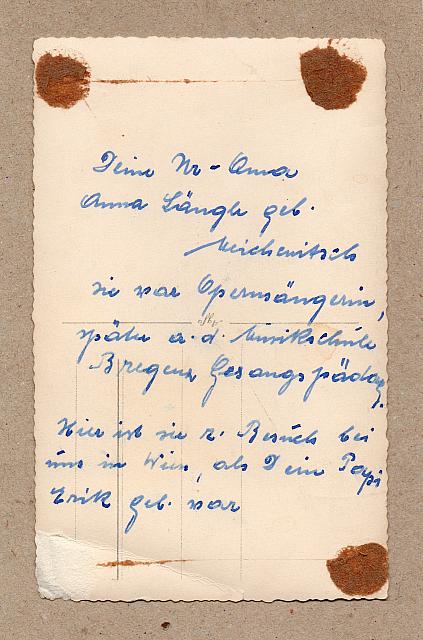 C-1925-Oma v Elle-294-002