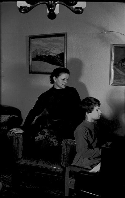 Papi-1952-Winter 52,53 03A (23)