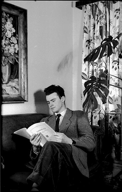 Papi-1952-Winter 52,53 03A (9)