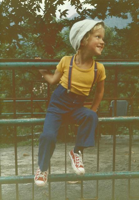 01-034-01-03 a Gallery