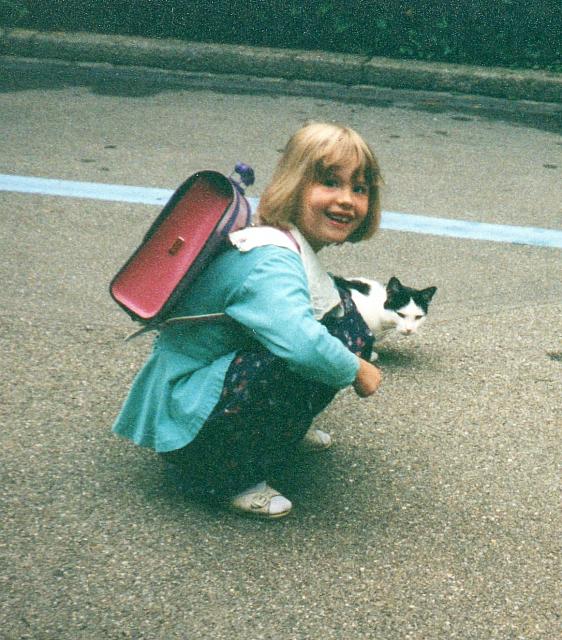 C-1995-08-089-016 a Gallery