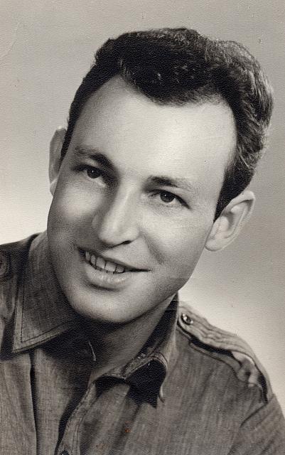 C-1934-Grossm Elle-298-004