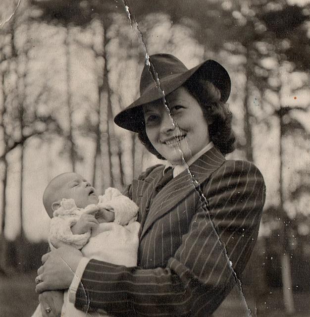 C-1934-Grossm Elle-298-016