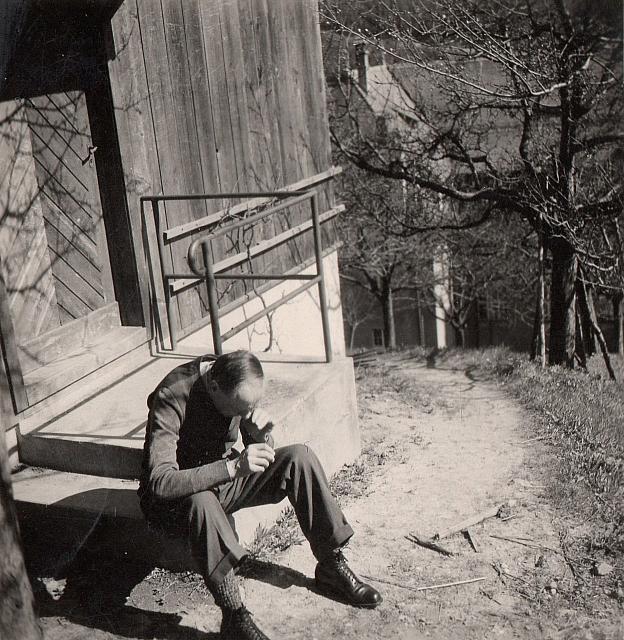 C-1934-Grossm Elle-298-033