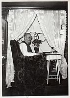 C-1924-Album 01-288-042 e