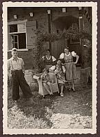 C-1936-00-Album 06-287-009 b