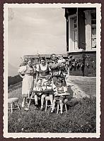 C-1936-00-Album 06-287-014 b