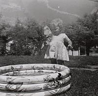 Album 10 002 C-1957-292 f