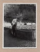 C-1925-Oma v Elle-294-003