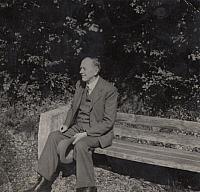 C-1934-Grossm Elle-298-036